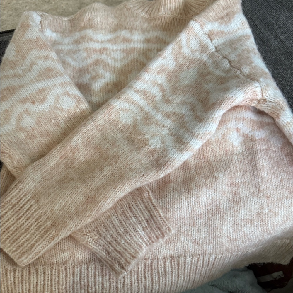 Women's Pink Patterned Sweater